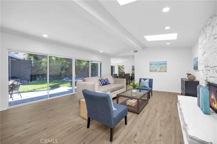 5400 E La Pasada Street, Long Beach, California 90815