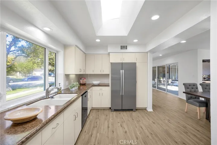 5400 E La Pasada Street, Long Beach, California 90815