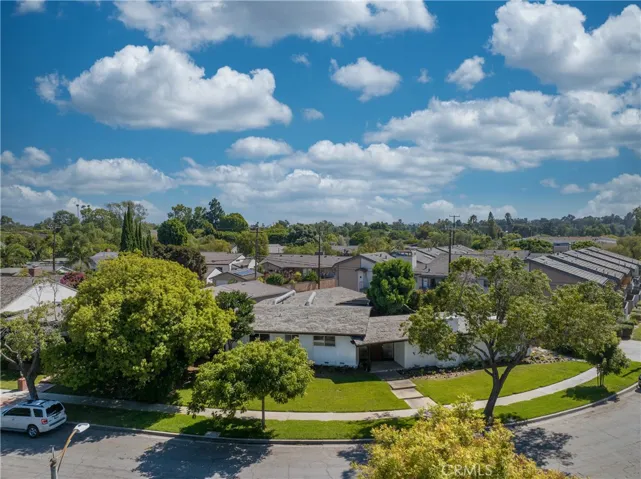 5400 E La Pasada Street, Long Beach, California 90815
