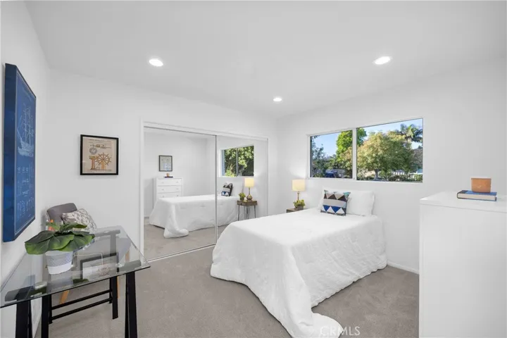 5400 E La Pasada Street, Long Beach, California 90815