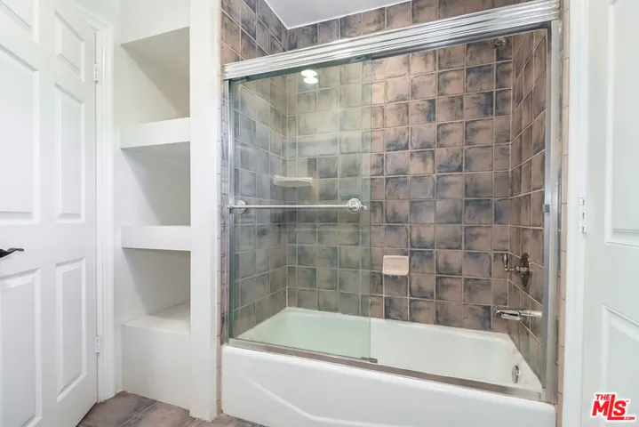 21757 Ulmus Drive, Woodland Hills, California 91364