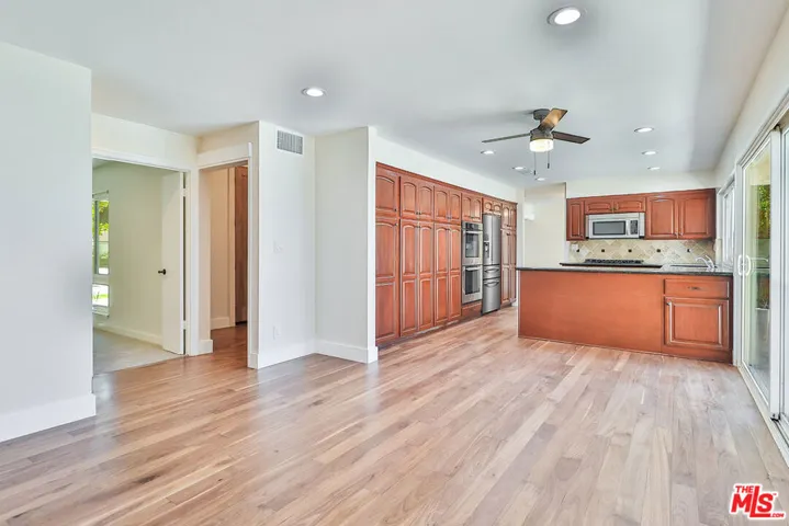 21757 Ulmus Drive, Woodland Hills, California 91364