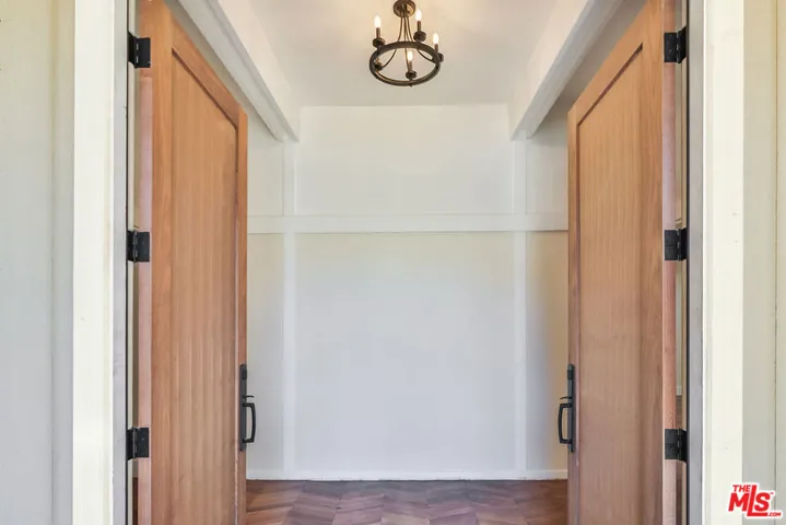 21757 Ulmus Drive, Woodland Hills, California 91364