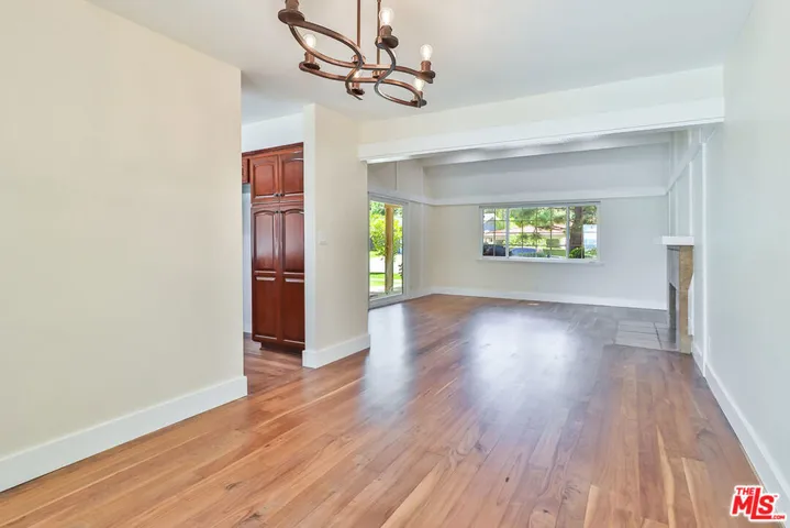21757 Ulmus Drive, Woodland Hills, California 91364