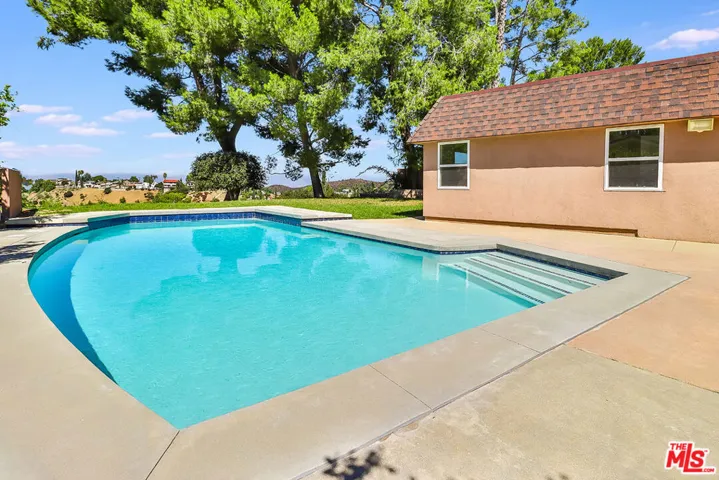 21757 Ulmus Drive, Woodland Hills, California 91364
