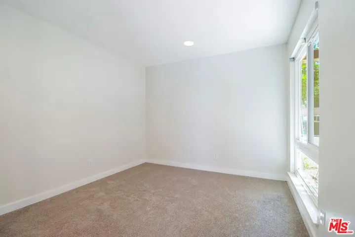 21757 Ulmus Drive, Woodland Hills, California 91364