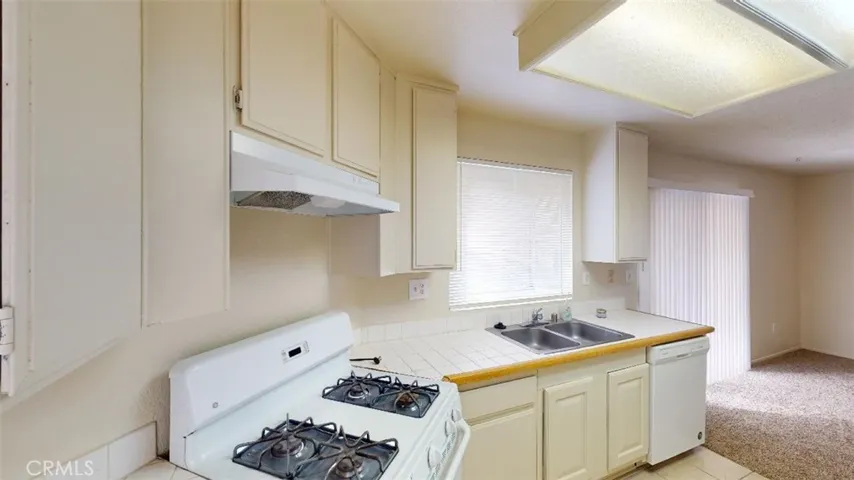 12246 Pluto Drive, Victorville, California 92392