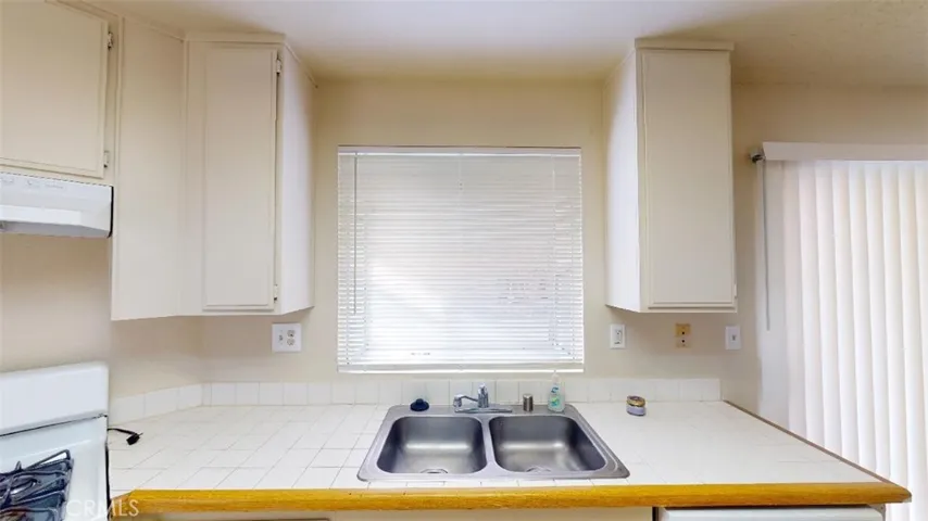 12246 Pluto Drive, Victorville, California 92392