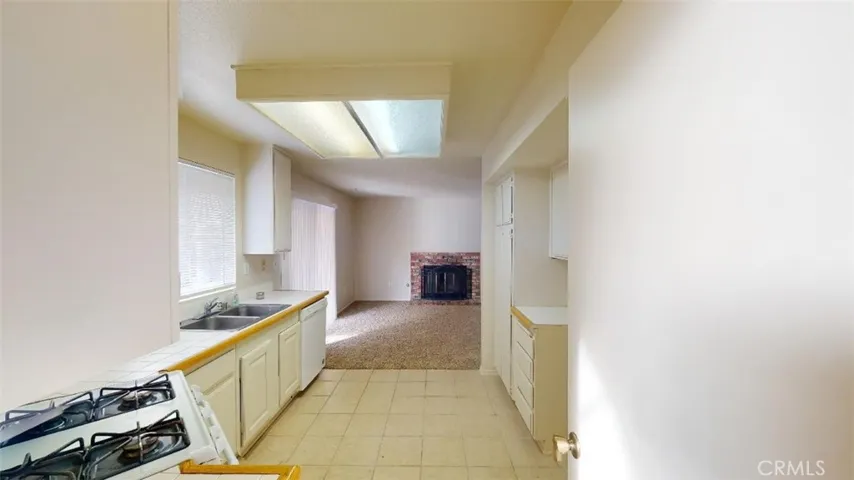 12246 Pluto Drive, Victorville, California 92392
