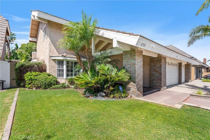 Very pleasant curb appeal!