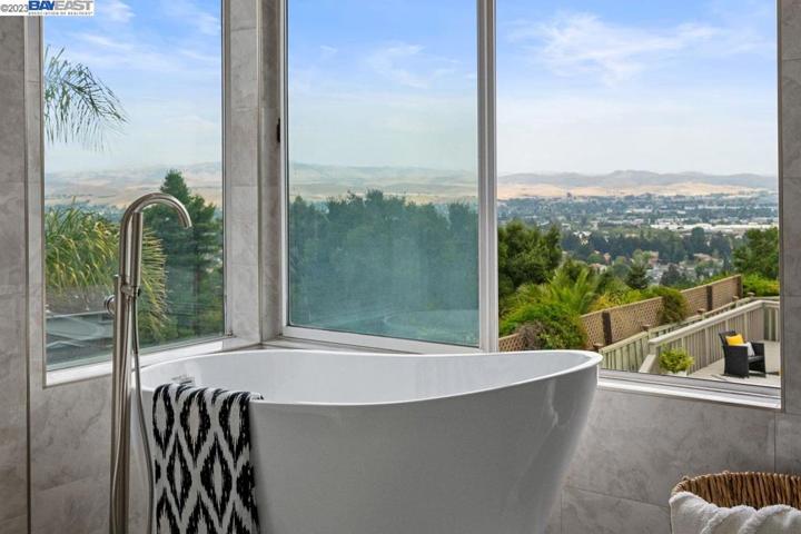 7437 Las Palmas Way, Dublin, California 94568