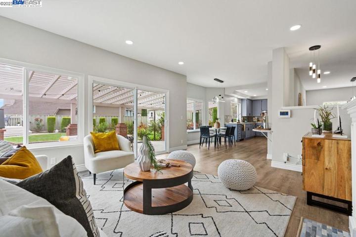 7437 Las Palmas Way, Dublin, California 94568