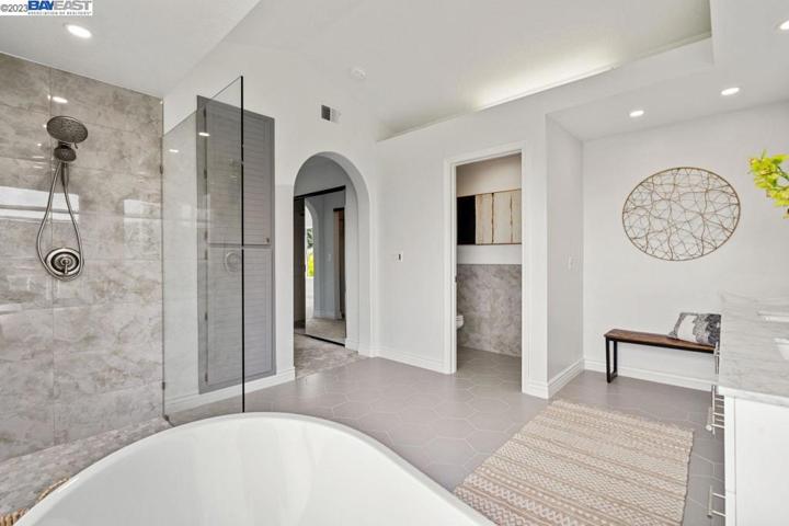 7437 Las Palmas Way, Dublin, California 94568