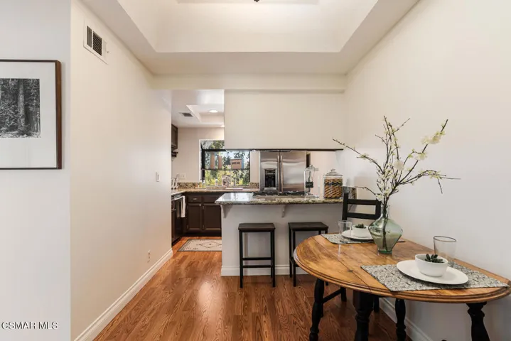5728 Skyview Way Agoura Hills-large-014-