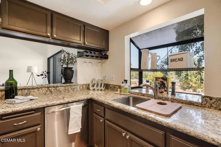 5728 Skyview Way Agoura Hills-large-013-