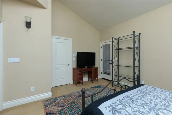 2106 Mathews Avenue B, Redondo Beach, California 90278