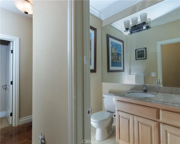 2106 Mathews Avenue B, Redondo Beach, California 90278