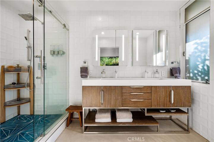 5281 E El Roble Street, Long Beach, California 90815