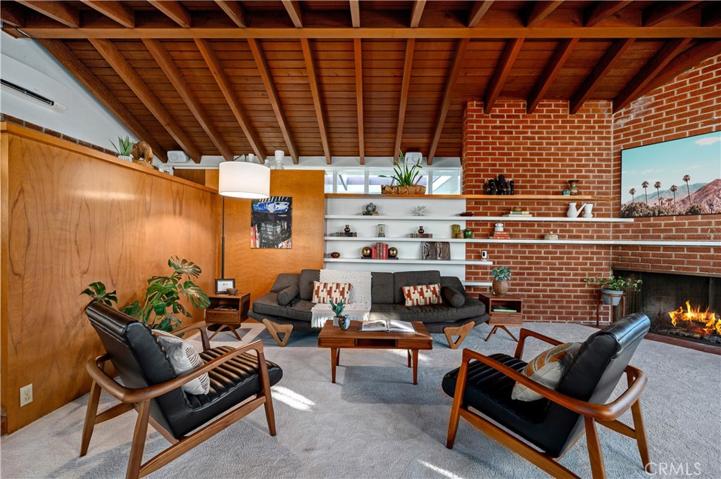 5281 E El Roble Street, Long Beach, California 90815