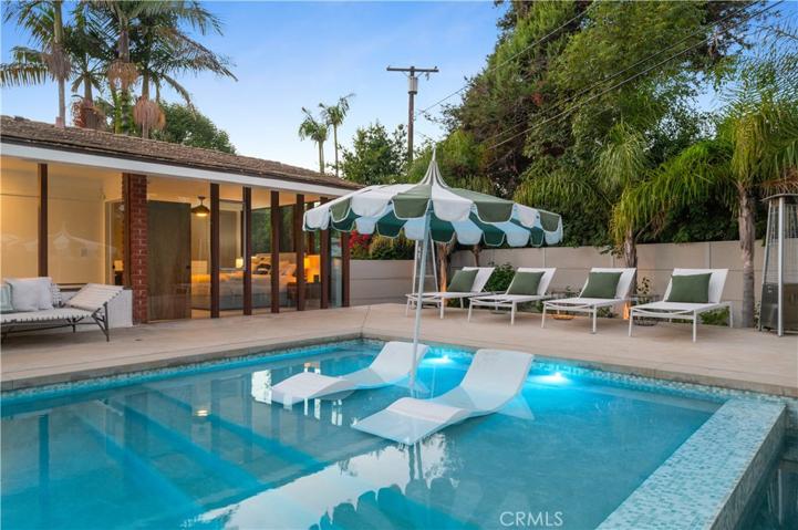 5281 E El Roble Street, Long Beach, California 90815
