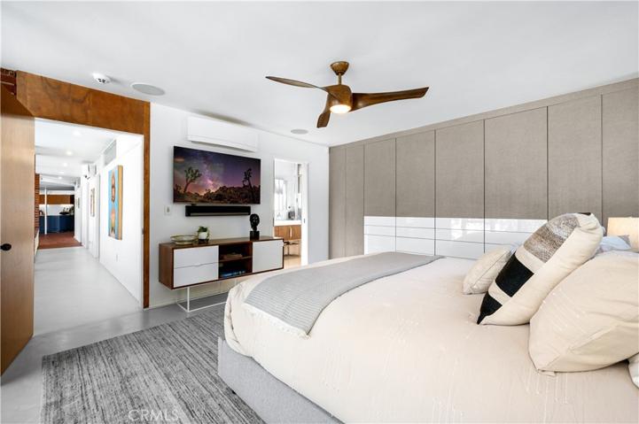 5281 E El Roble Street, Long Beach, California 90815