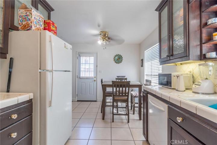 14378 Mojave Lane, Victorville, California 92395