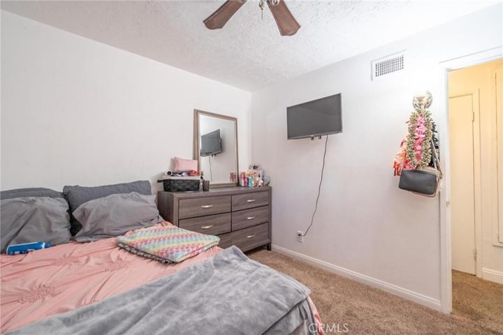 14378 Mojave Lane, Victorville, California 92395