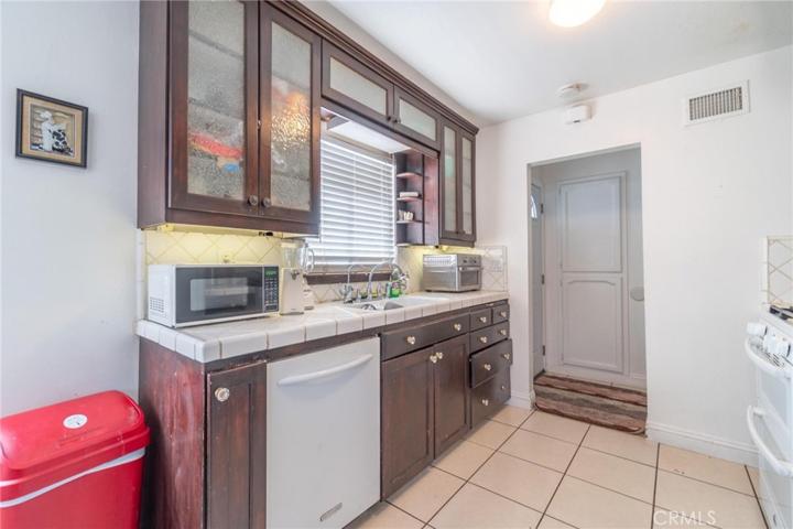14378 Mojave Lane, Victorville, California 92395