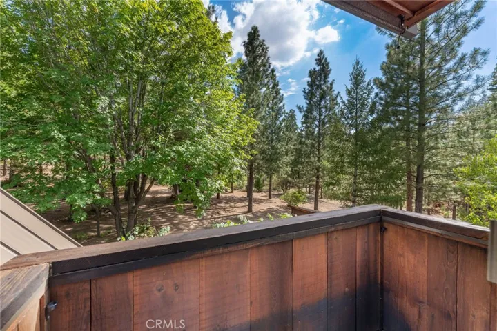 1216 Yosemite Way, Yosemite, California 95389
