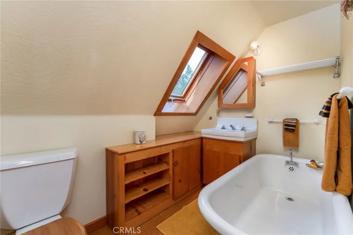 1216 Yosemite Way, Yosemite, California 95389