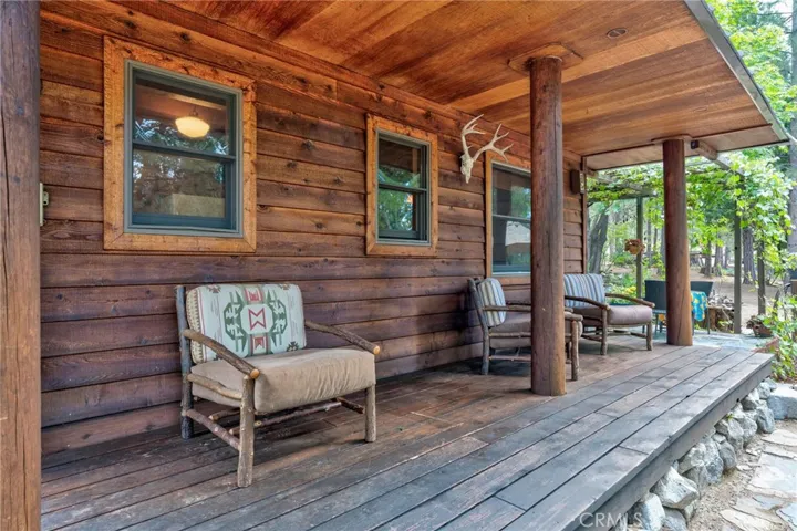 1216 Yosemite Way, Yosemite, California 95389