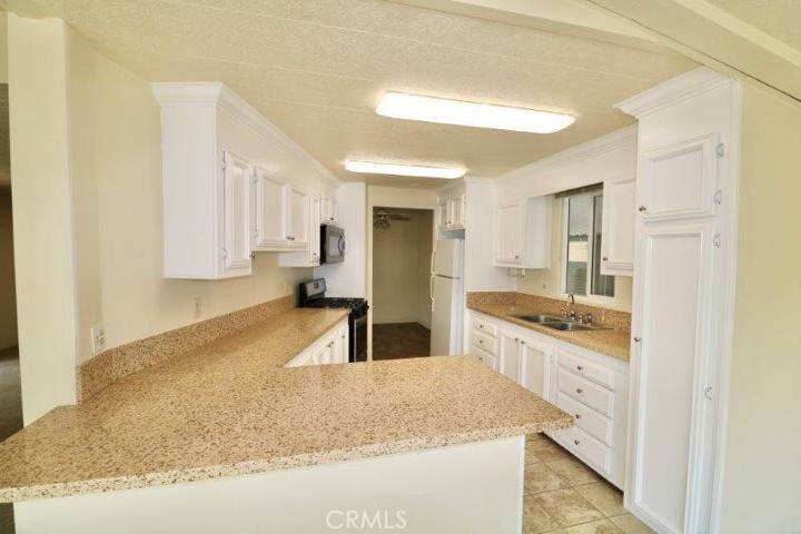 721 Grovelake Drive Unit 52, Placentia, California 92870