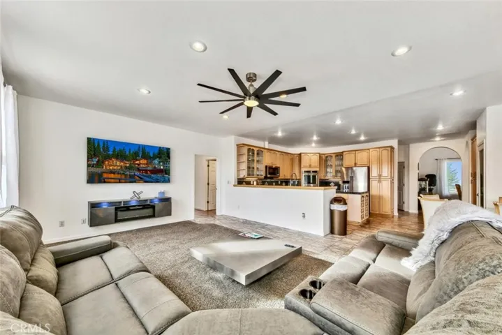 159 Spring Canyon Drive, Outside Area (Inside Ca), California 96120