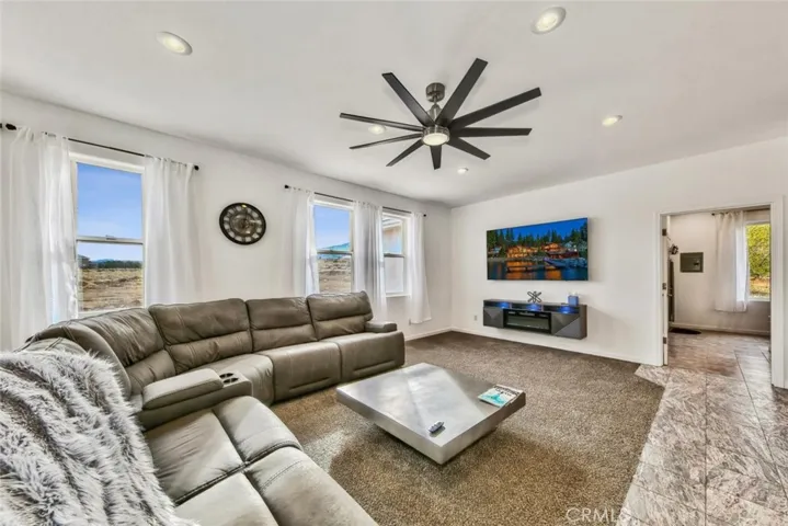 159 Spring Canyon Drive, Outside Area (Inside Ca), California 96120