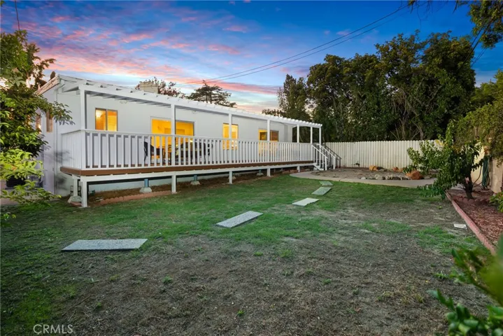 2940 Coleridge Circle, Pasadena, California 91107