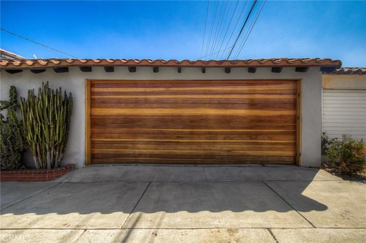1456 W 89th Street, Los Angeles, California 90047
