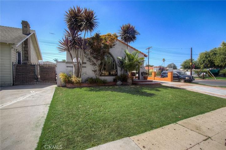 1456 W 89th Street, Los Angeles, California 90047