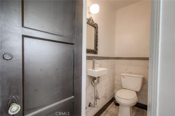 1456 W 89th Street, Los Angeles, California 90047