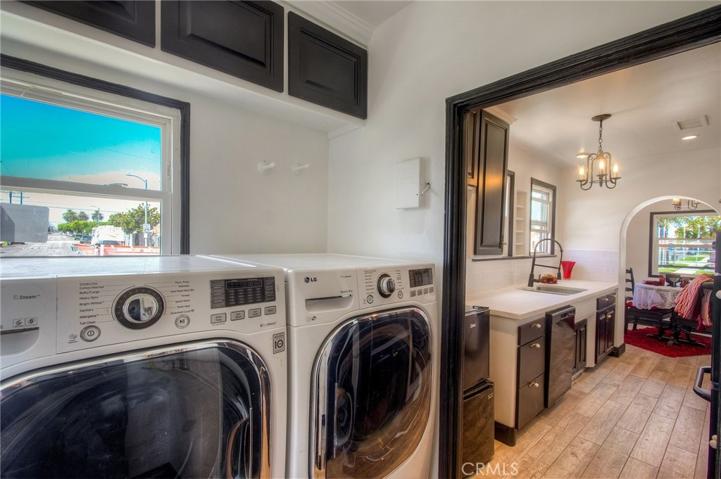 1456 W 89th Street, Los Angeles, California 90047
