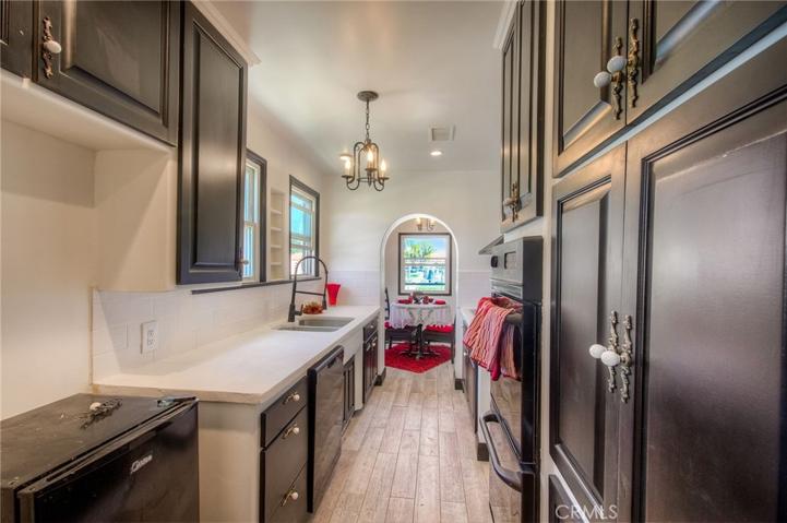 1456 W 89th Street, Los Angeles, California 90047