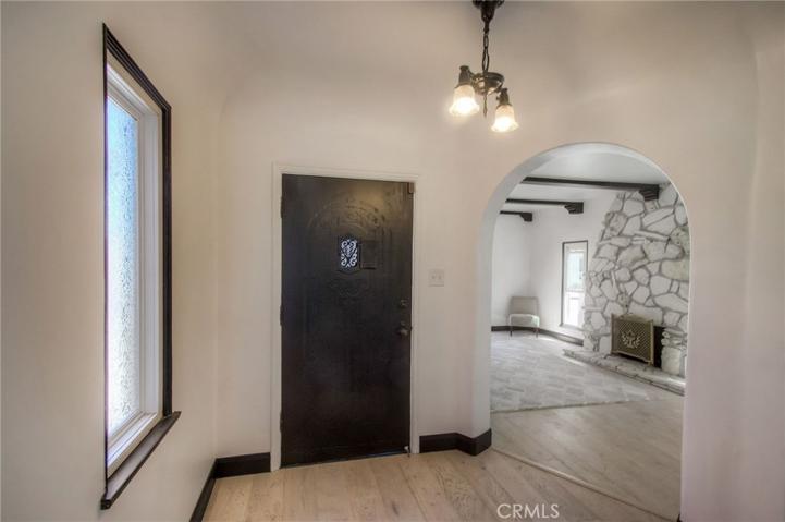 1456 W 89th Street, Los Angeles, California 90047