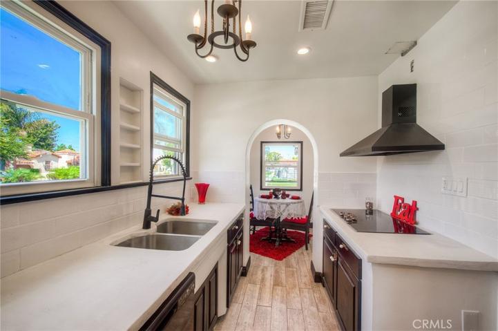 1456 W 89th Street, Los Angeles, California 90047