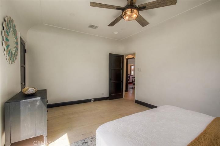 1456 W 89th Street, Los Angeles, California 90047