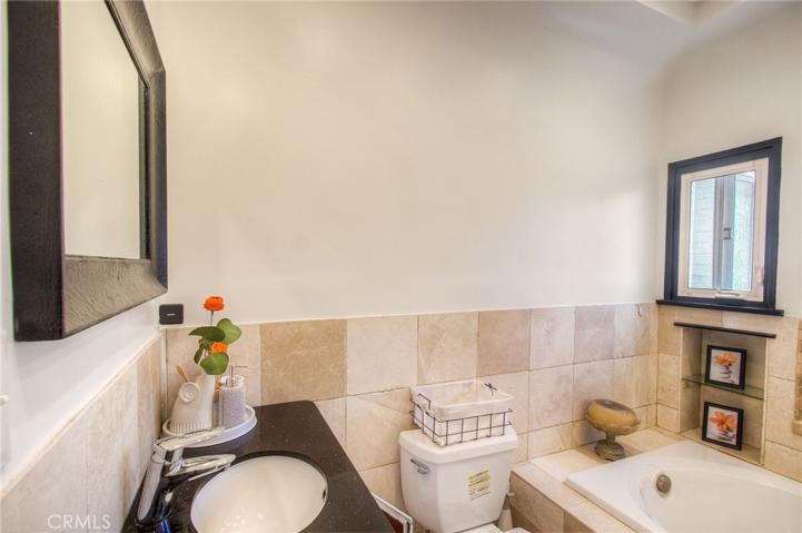 1456 W 89th Street, Los Angeles, California 90047