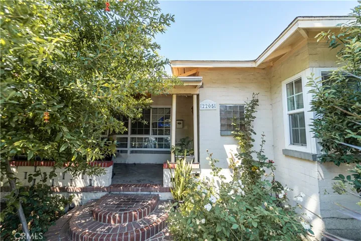 2205 Saturn Avenue, Huntington Park, California 90255