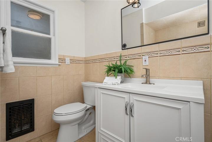 Bathroom #2
