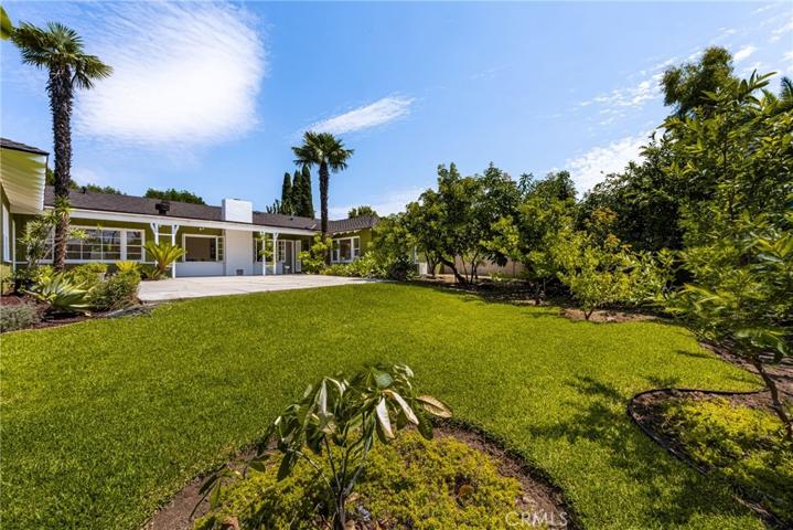 1002 El Camino Lane, North Tustin, California 92705