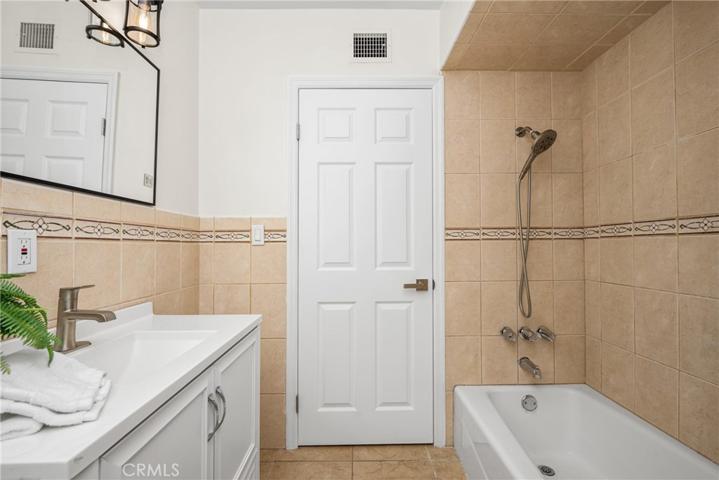 Bathroom #2