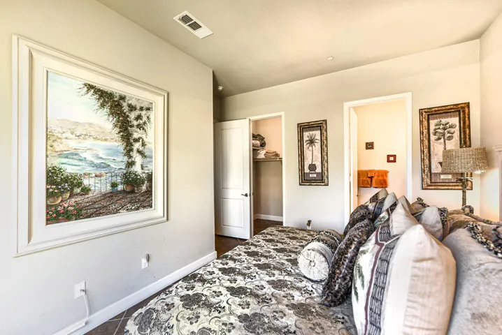 81465 Avenida Montura-49