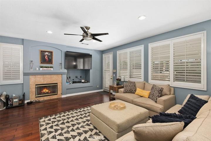 2327 S Cota Avenue, Corona, California 92882